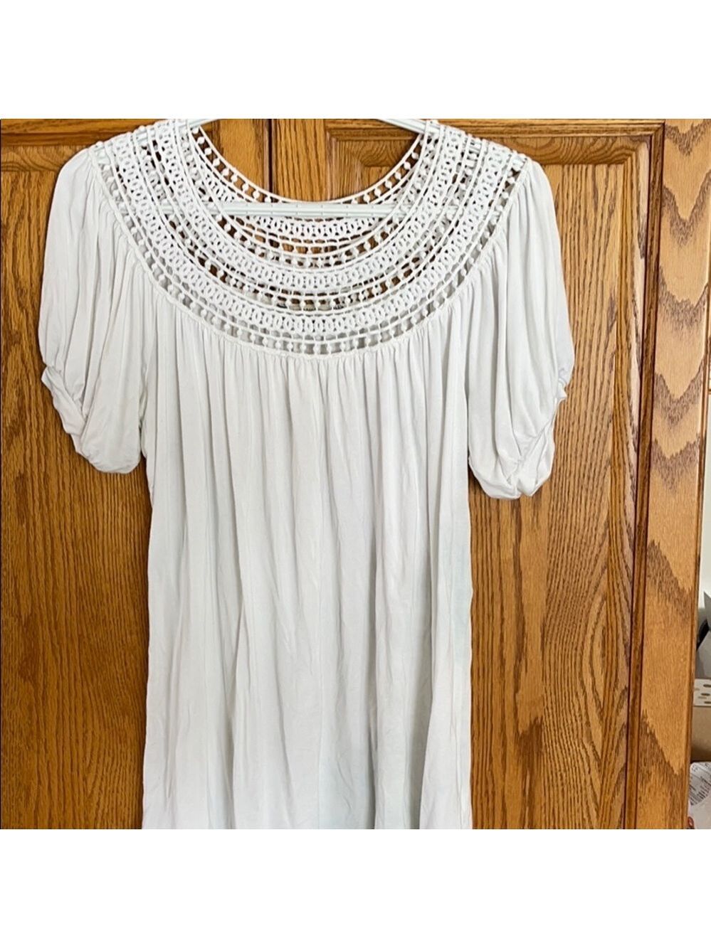RW&Co. top.
